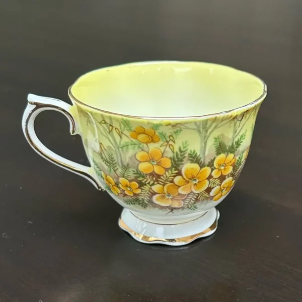 00085 Royal Albert Bone China Teacup Set Partridge Pea - Image 3