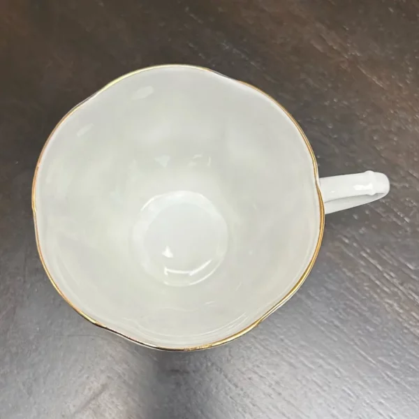 00075 Royal Albert Bone China England Teacup Set - Image 5