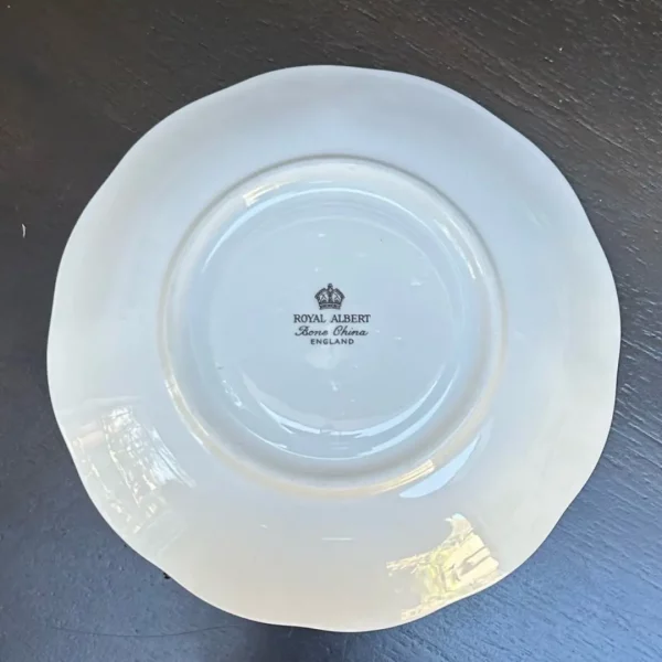 00091 Royal Albert Bone China Teacup Set - Image 8
